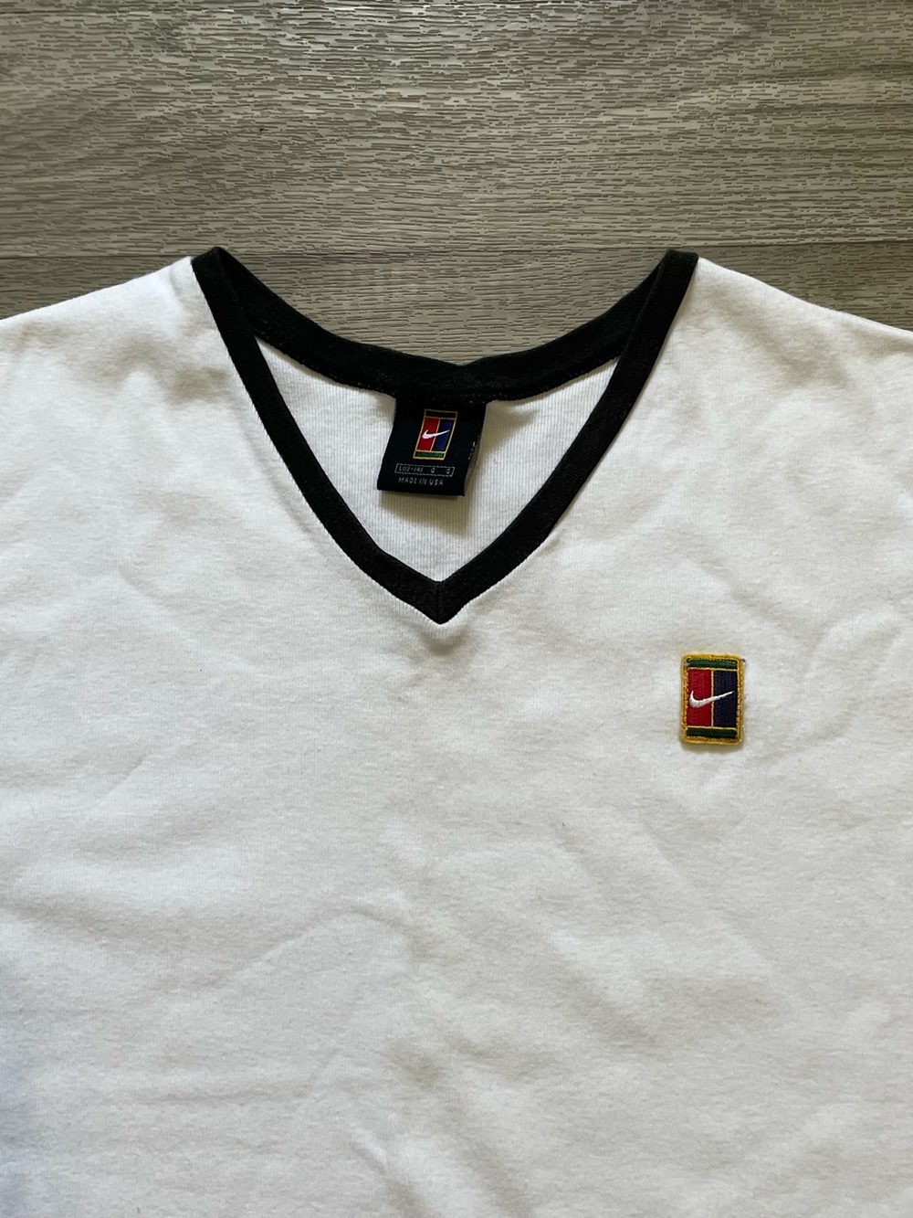 Vintage 90s Nike Court Tennis Top L(12/14) White w Black Trim - Picture 2 of 7